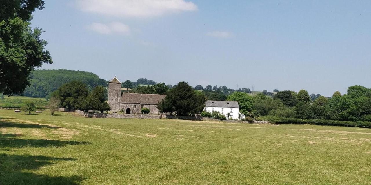 The Old Rectory Bed & Breakfast Abergavenny Eksteriør bilde