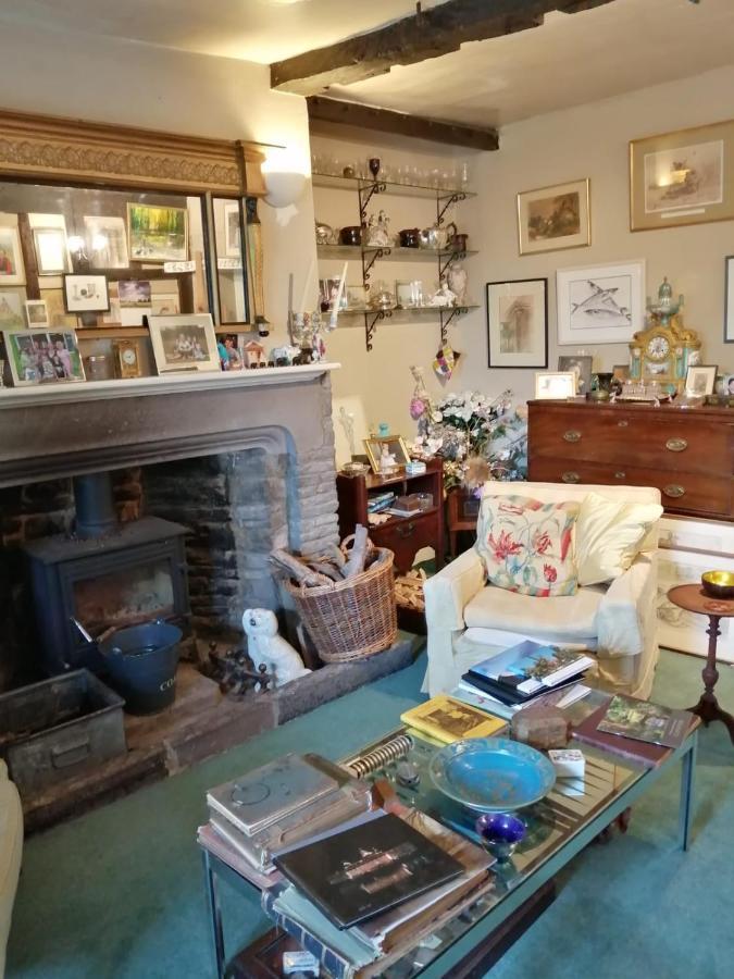 The Old Rectory Bed & Breakfast Abergavenny Eksteriør bilde